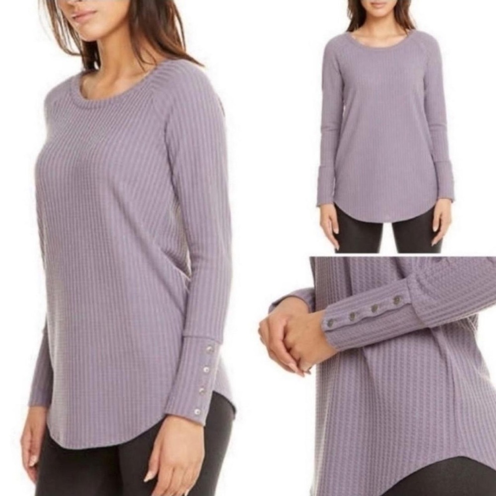 Chasor scoop neck waffle top.  Size L.